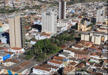 Alfenas já mantém a preferência para um dos oito candidatos que disputam a prefeitura...