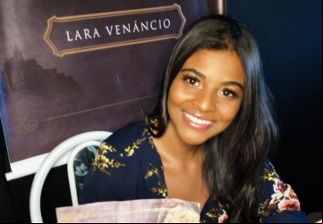 Jovem de 23 de Carmo da Cachoeira lança livro sobre o Poder das Mulheres