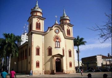 Igreja Matriz de São José e N S das Dores de Alfenas