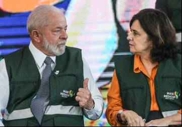 Lula corta verbas da Saúde e da Educação, contrariando tudo que pregou na sua campanha